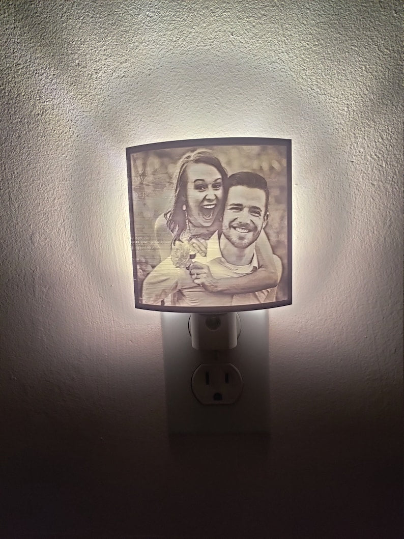 Custom Nightlight (send your image after purchase Details in description)