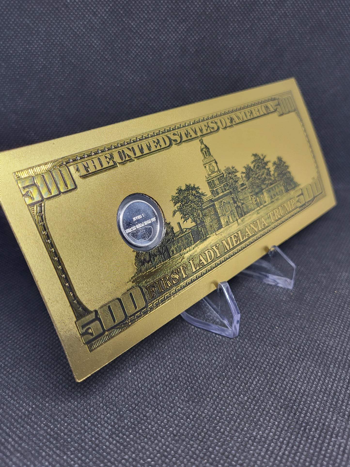 Melania Note (CREST EDITION)