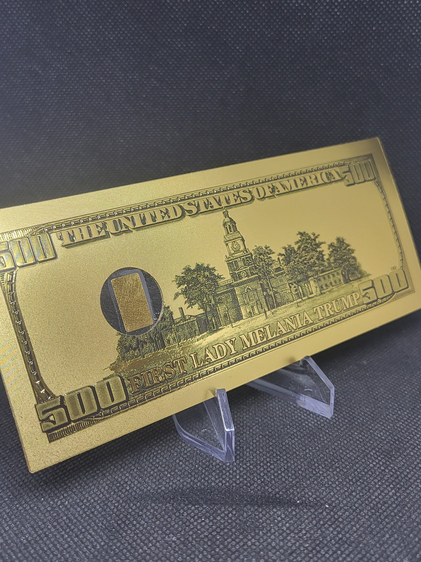 1/100th oz Gold Melania Note